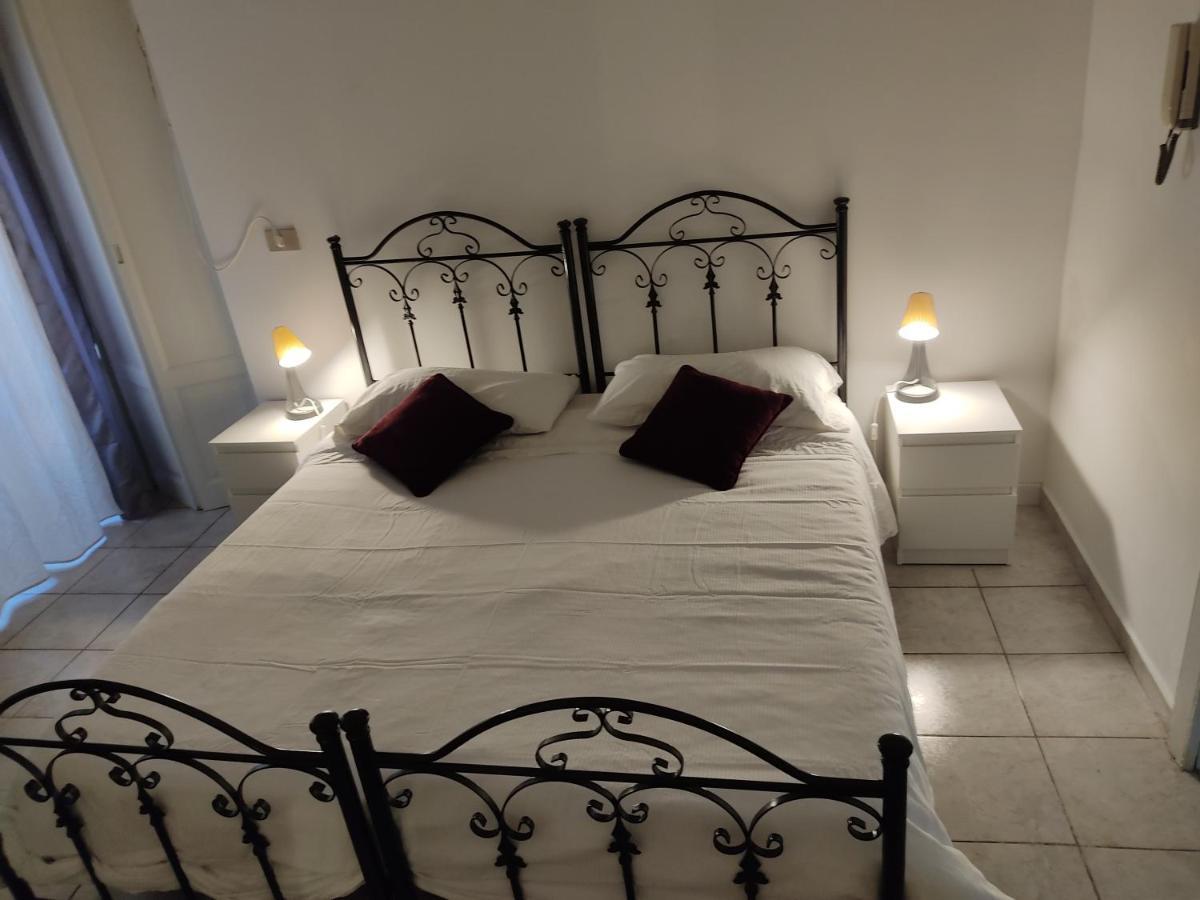 Crispi Accomodation B&B CTA Exterior foto